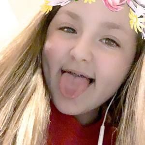 Meet your Posher, Mallory